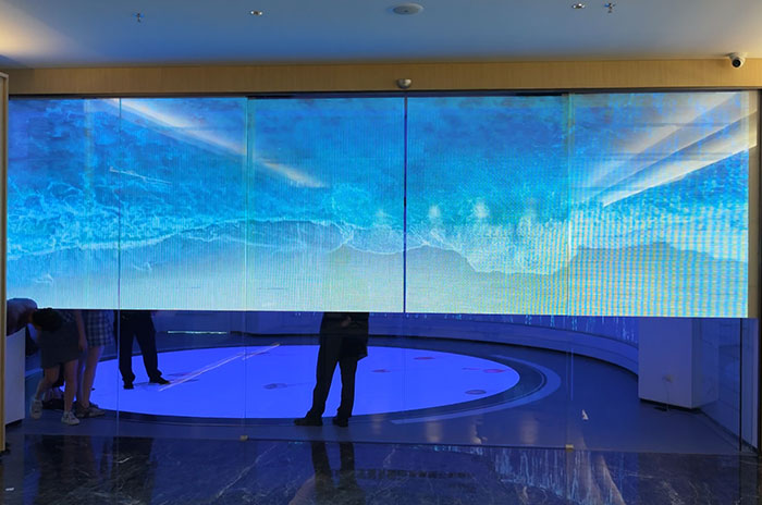 The intensification of market competition LED transparent screen has become a popular choice for store promotion