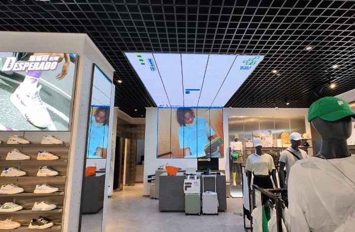 FUSION clothing chain indoor LED small pitch